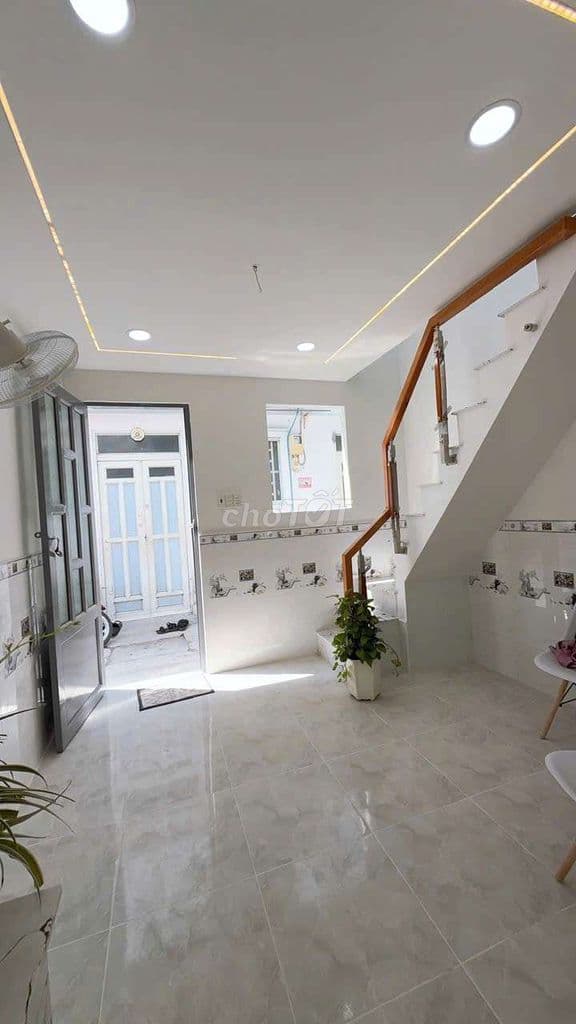 nhà 1 lầu Giá 800tr cách MT Đường trần thị cờ 20m - Ảnh 3