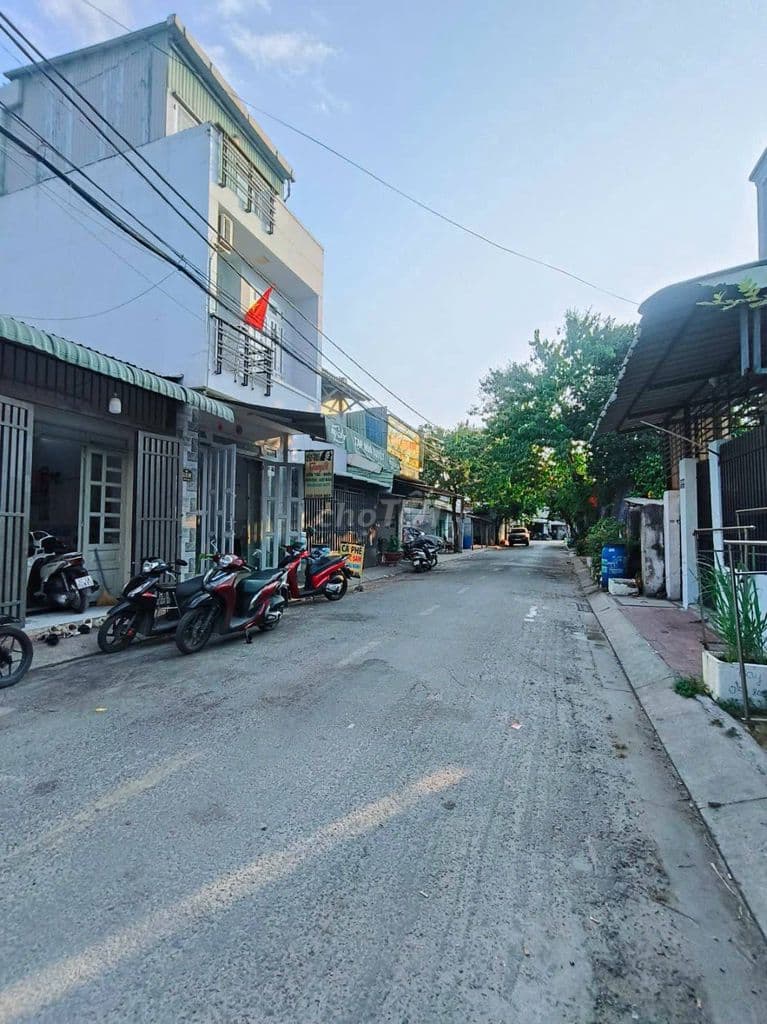 Bán nhà 4x13m, SĐR, Trệt Lửng, 2PN – Mặt tiền Đông Thạnh 3 -1, gần Chợ