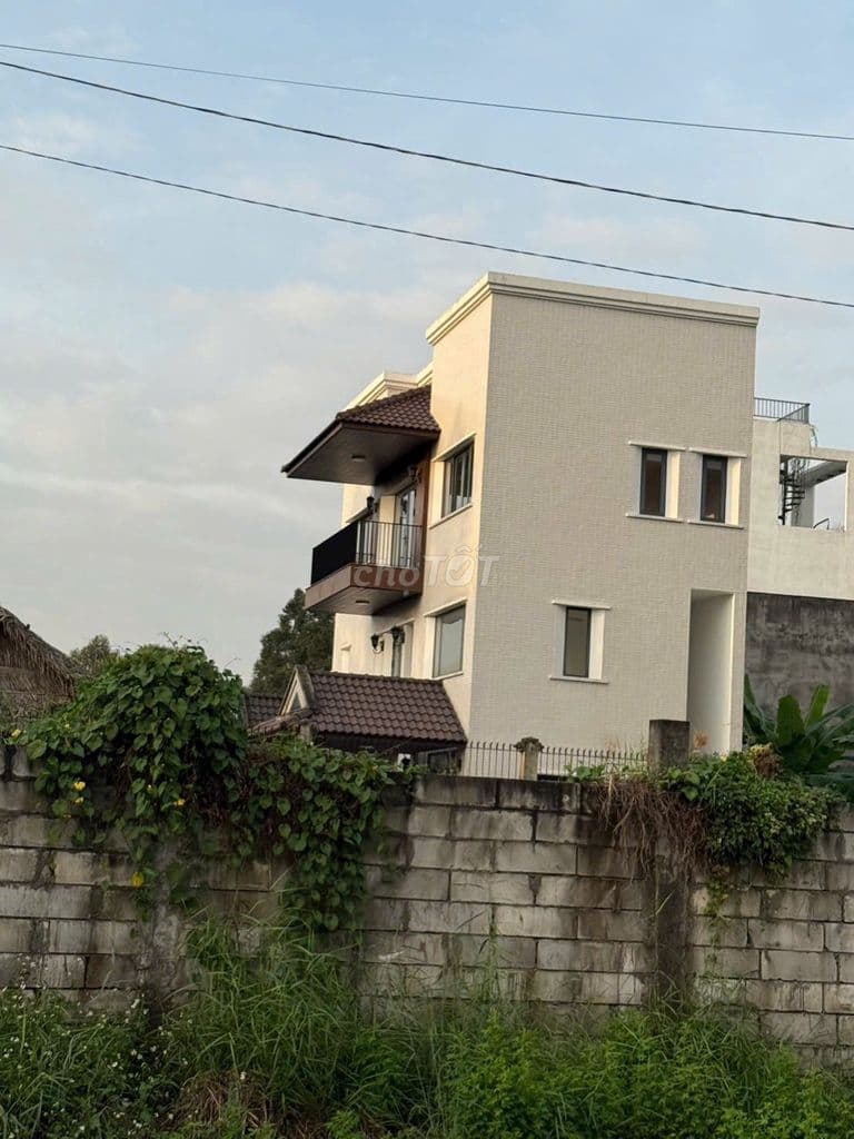 BÁN NHÀ 3 TẦNG HẺM 47 ĐƯỜNG TRƯỜNG LƯU - 9 TỶ/334M2