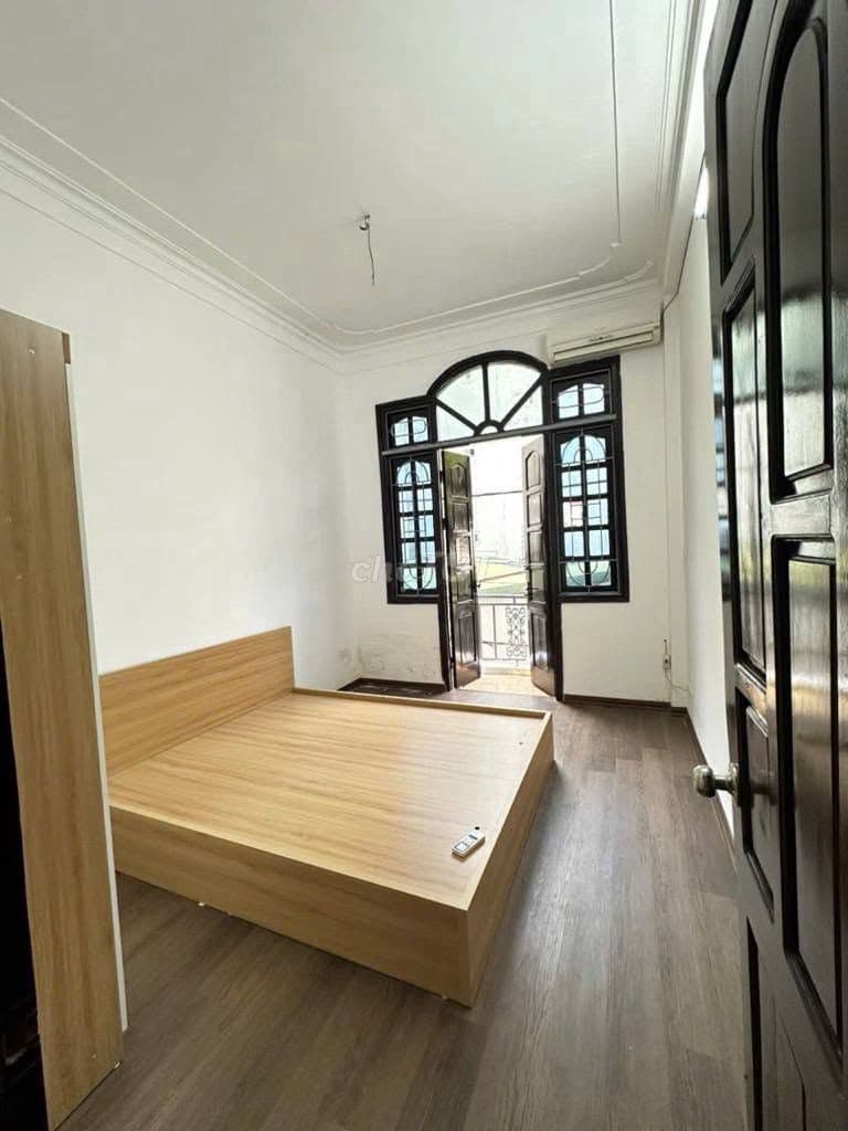 Bán nhà 36m² Phố Bằng Liệt, 4 tầng, 7.x Tỷ, có dòng tiền 14tr/tháng