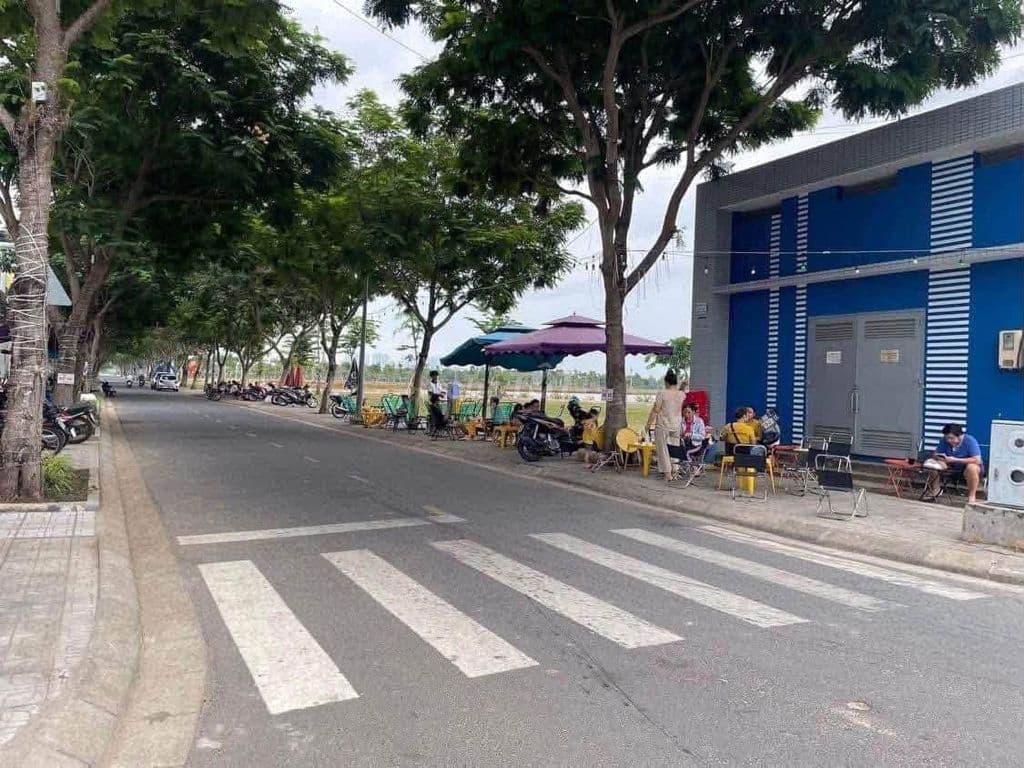 BÁN CĂN BIỆT THỰ MT A4 - KHU ĐÔ THỊ ĐÔNG TĂNG LONG - 20,5 TỶ/300M2 - Ảnh 3