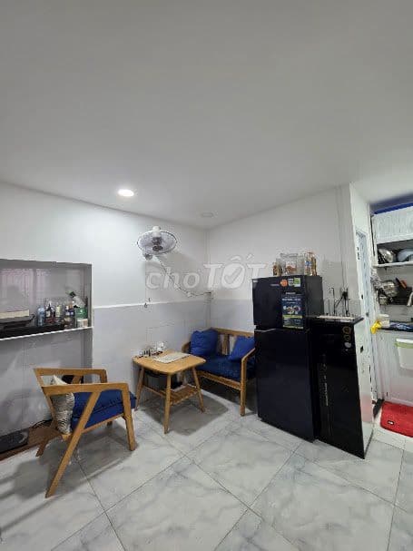 Nhà chính chủ 1T2L. mua bán vi bằng ngay Thống Nhất - Ảnh 2