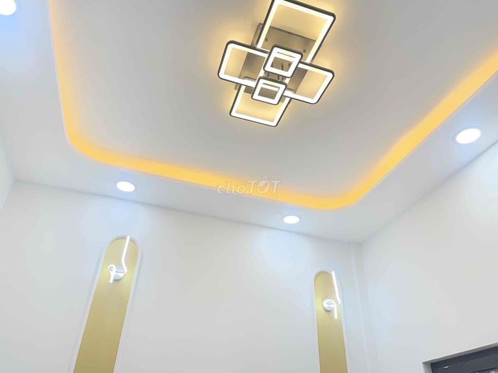 Hẻm Chính Lê Hồng Phong,P2,Q5; 45m2 ( 1 Lầu, 3 Phòng Ngủ)