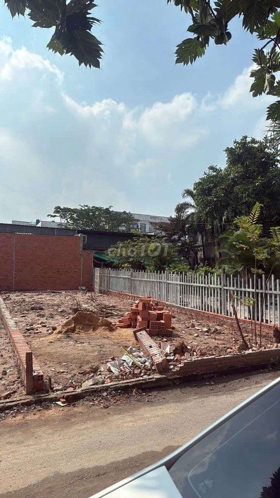 Đất 6 x 17m Mặt tiền đường nhánh Trần Văn Mười, thông ra chợ Đầu Mối