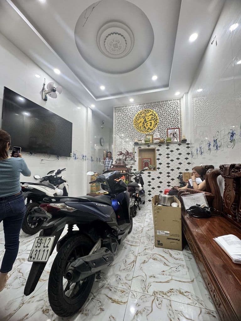 Măt tiền Q6, nhà 4 tầng, 60m2, 4 PN, nhỉnh 8ty - Ảnh 3