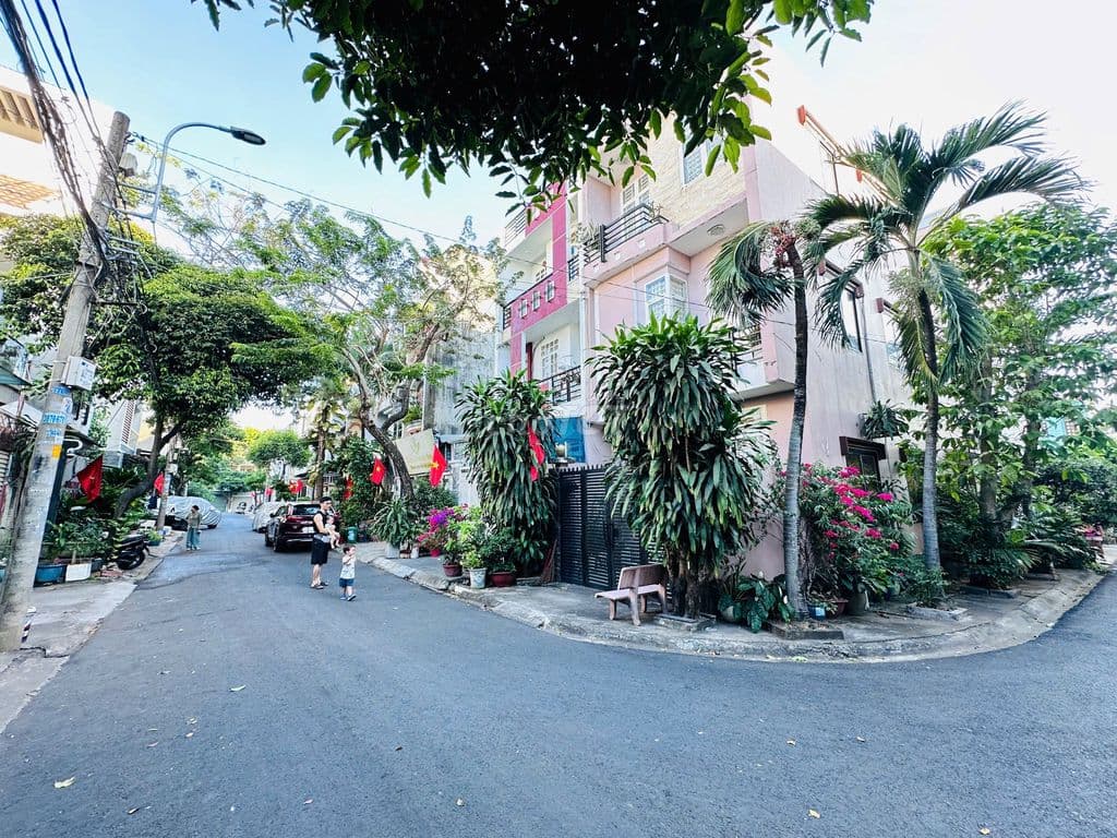 SIÊU PHẨM! BÁN ĐẤT TẶNG NHÀ CẤP 4 MẶT TIỀN ĐƯỜNG 18, NGANG 6M, VUÔNG