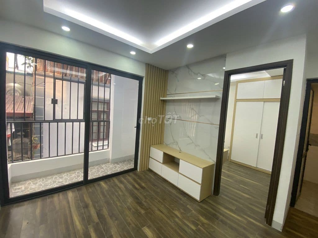 SỔ ĐỎ ! CHUNG CƯ GIÁ RẺ H1 THỤY KHUÊ - CHỢ BƯỞI - HỒ TÂY