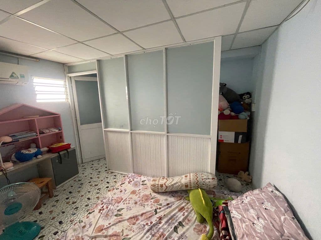 Nhà nhỏ giá mềm khu Hóc Môn – gần chợ, trường học, bệnh viện - Ảnh 2