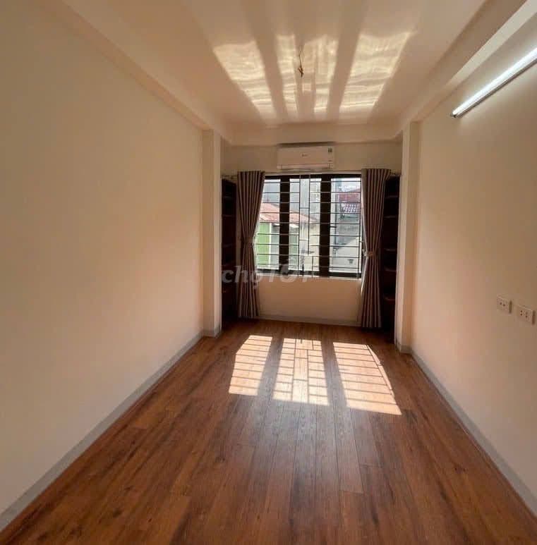 Bán nhà Vĩnh Hưng 22m² x5T – 3,75 Tỷ –3 PN– Sổ đỏ – ko QH- ô tô 30m - Ảnh 3