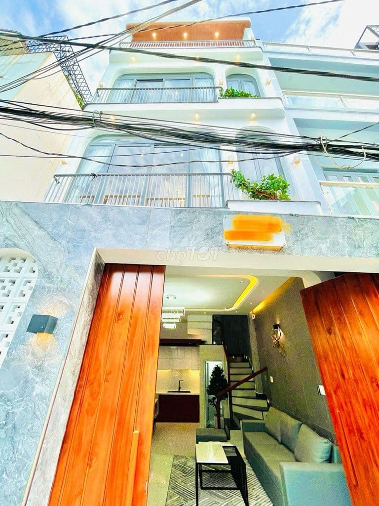 Hơn 6 tỷ-Nhà Gò Vấp-PVT- Đường lớn,Ngang 5m, xây 5 tầng,nội thất 5 sao