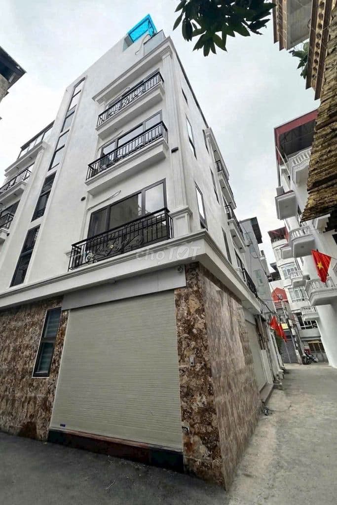 7 tỷ thang máy ô tô lùi cửa Phan Đình Giót La Khê Ngô Thì Nhậm