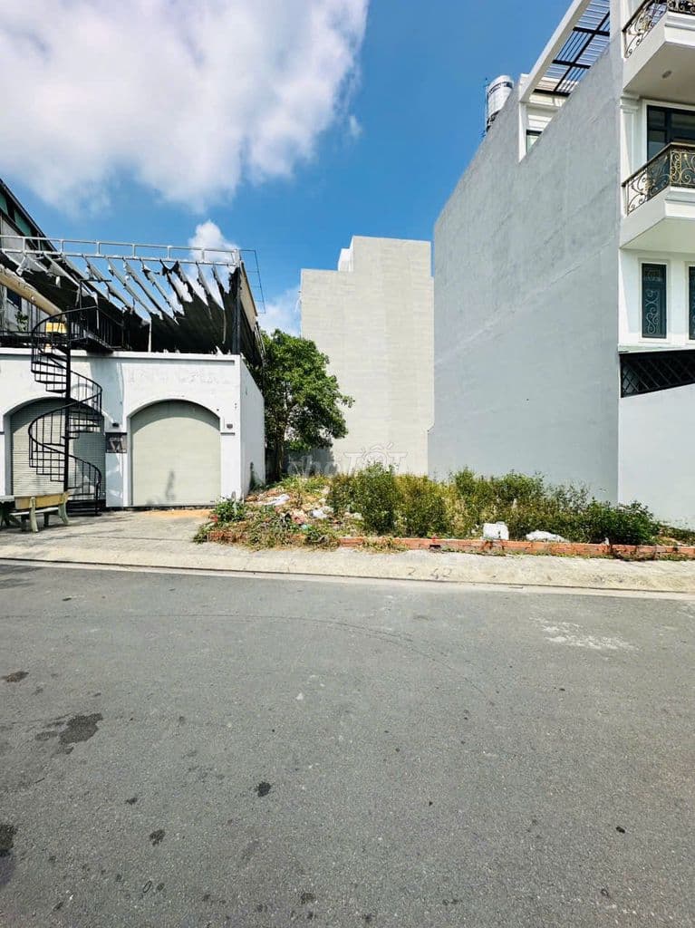 Giá Đầu Tư : Lô Đất Sát Phạm Văn Đồng - XD Hệ Số 4 - 64m2