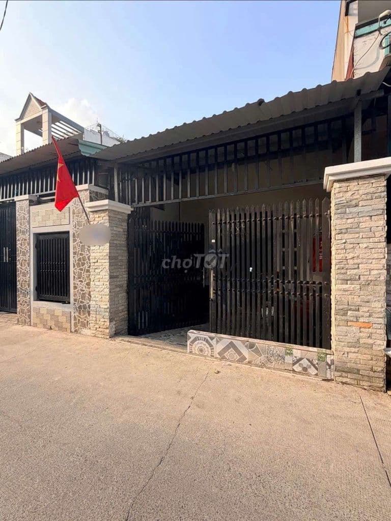 BÁN NHÀ NGUYỄN VĂN QUÁ 61M2, QUẬN 12 NHỈNH 4 TỶ
