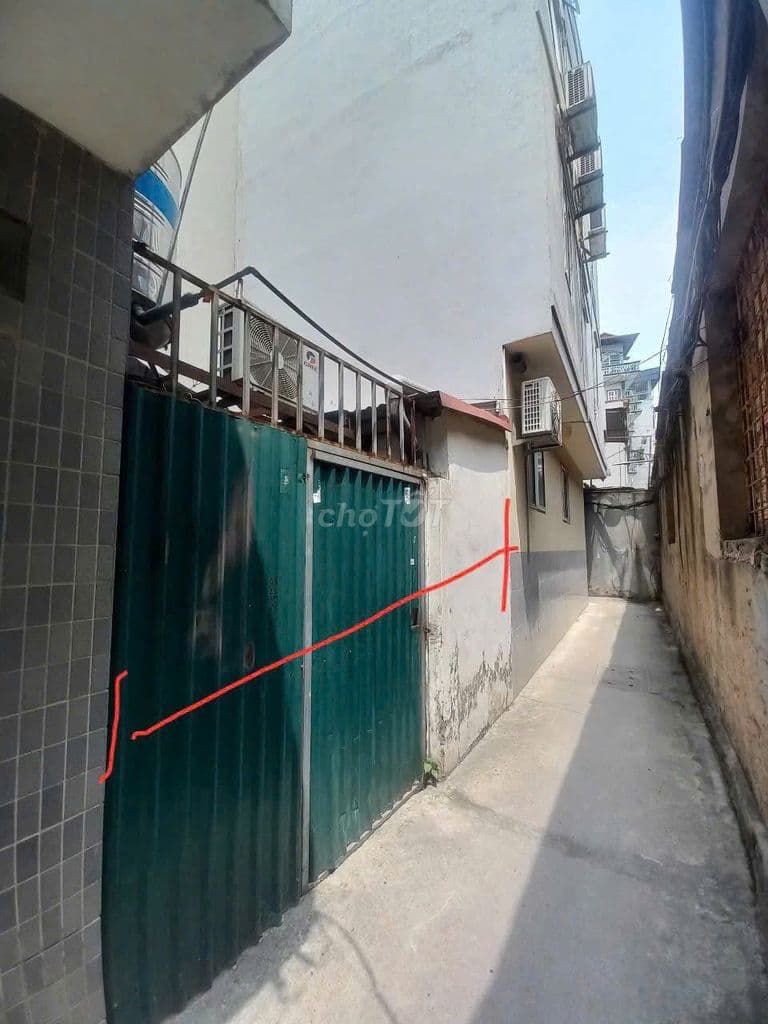 Bán mảnh đất vàng cầu giấy xót lại