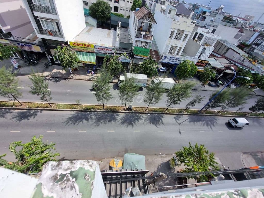 Gấp bán CHDV 5m x 18m - 5 tầng -45tr/th - Ảnh 2