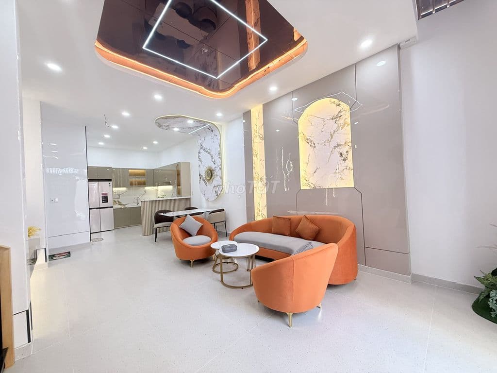 NHÀ 3 TẦNG 64m2, SÁT HẺM OTO GẦN MẶT TIỀN NƠ TRANG LONG