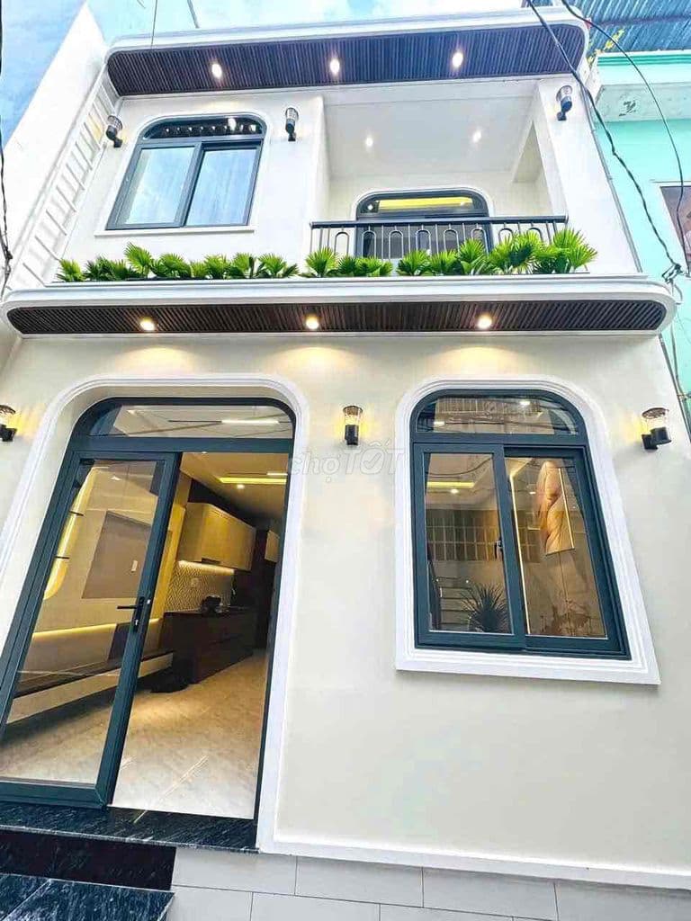 NHÀ PHỐ HIỆN ĐẠI VÀO Ở NGAY - SỔ HỒNG RIÊNG HẺM 1206 HUỲNH TẤN PHÁT