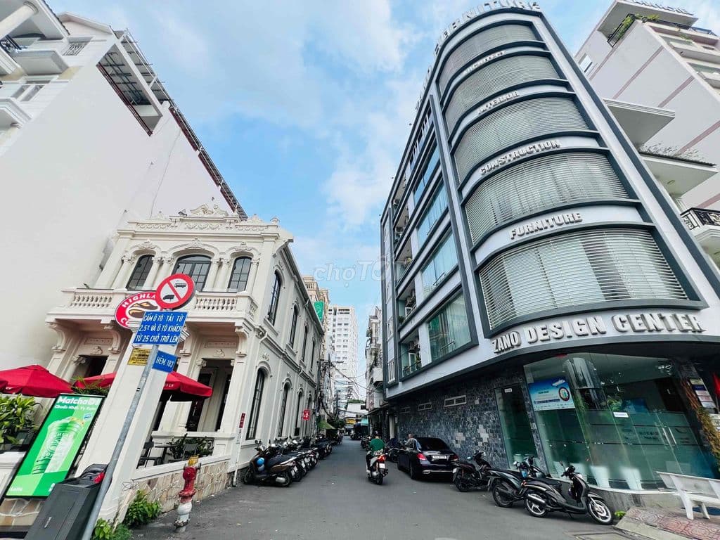 BÁN NHÀ VỊ TRÍ ĐẸP SAU LƯNG CĂN MẶT TIỀN BẾN VÂN ĐỒN Q4 - Ảnh 3