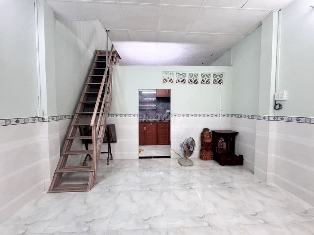 BÁN CĂN GÓC THOÁNG MÁT GIÁ 3 Tỷ 2 ĐƯỜNG TÂN THÀNH QUẬN 11