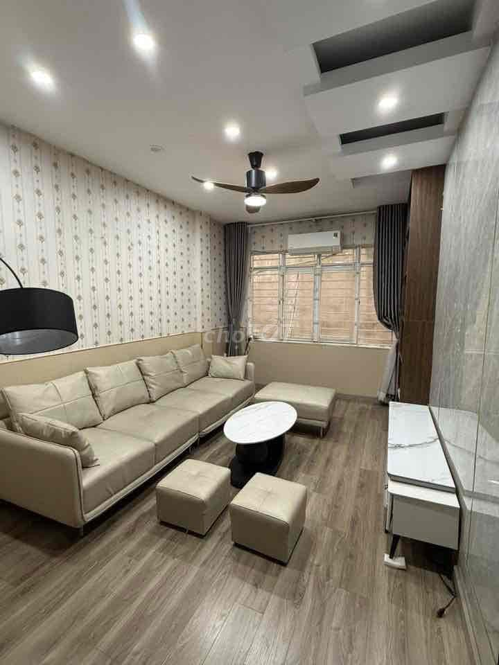Quan Nhân, 30m ra phố, ngõ rộng, thông, nhà đẹp, 3 ngủ. 26m. Chỉ 5,7ty