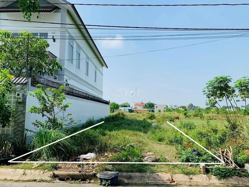 Đất Ngộp 100m2 Cần Bán Gấp Chỉ 1 Tỷ 4 Gần Cổng Chào TT Củ Chi , SHR