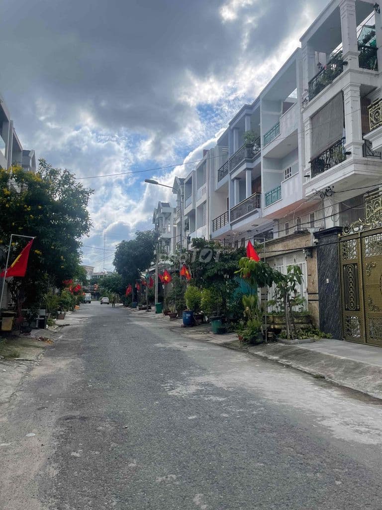🏡 NGỘP BANK BẶNG CẦN BÁN NHÀ GIÁ RẺ KDC AN SƯƠNG – QUẬN 12