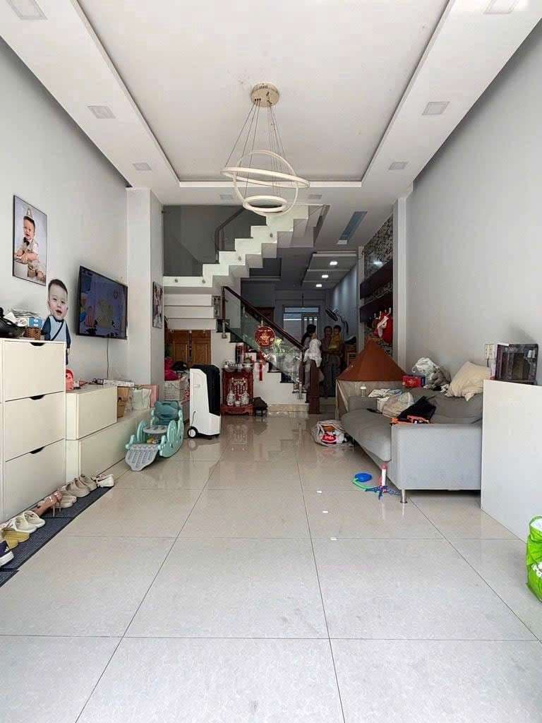 CẦN BÁN GẤP NHÀ ĐƯỜNG HẬU GIANG - PHÚ LÂM - DT 50M2 4 PHÒNG