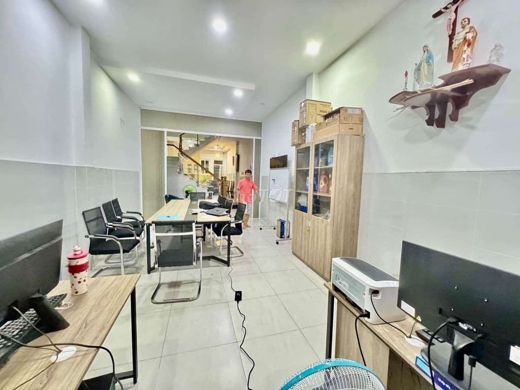 Nhà hẻm xe tải, 92m2, 3 tầng, Lê Đức Thọ, chỉ 9,9 tỷ, thương lượng - Ảnh 3
