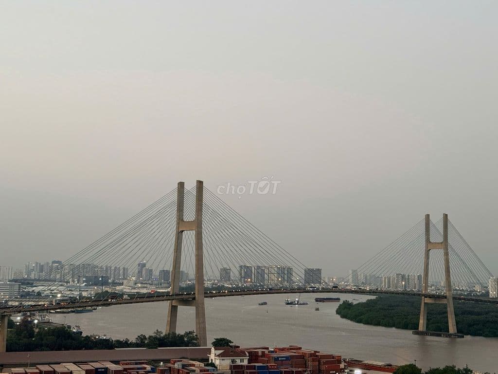 CHÍNH CHỦ BÁN CĂN LUXGARDEN QUẬN 7- TẦNG 16- 131M
