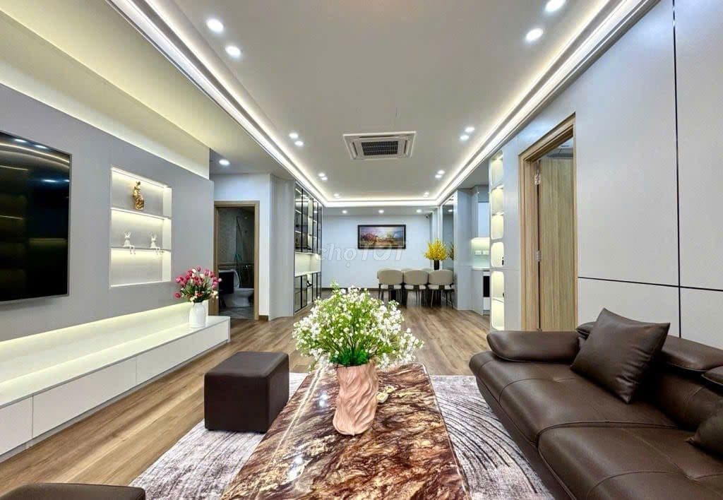 Bán căn chung cư Ngoại giao đoàn 3 phòng ngủ: