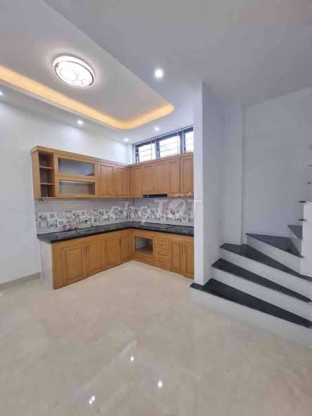 bán nhà 4 tầng gần hồ thoáng đẹp