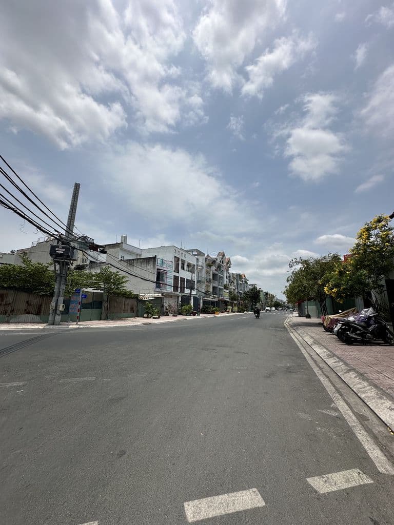 AEON TÊN LỬA - CHDV ĐƯỜNG TẢI 6M - 4 X 20 - 6,7 tỷ