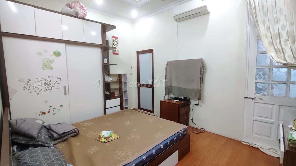Bán nhà phố Dịch Vọng, Cầu Giấy, Hà Nội
