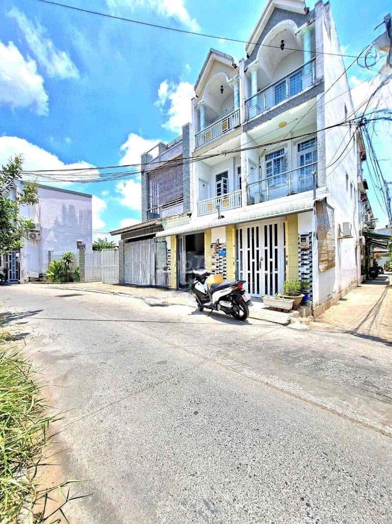 Nhà sổ hồng Huỳnh Tấn Phát Nhà Bè - Ảnh 2