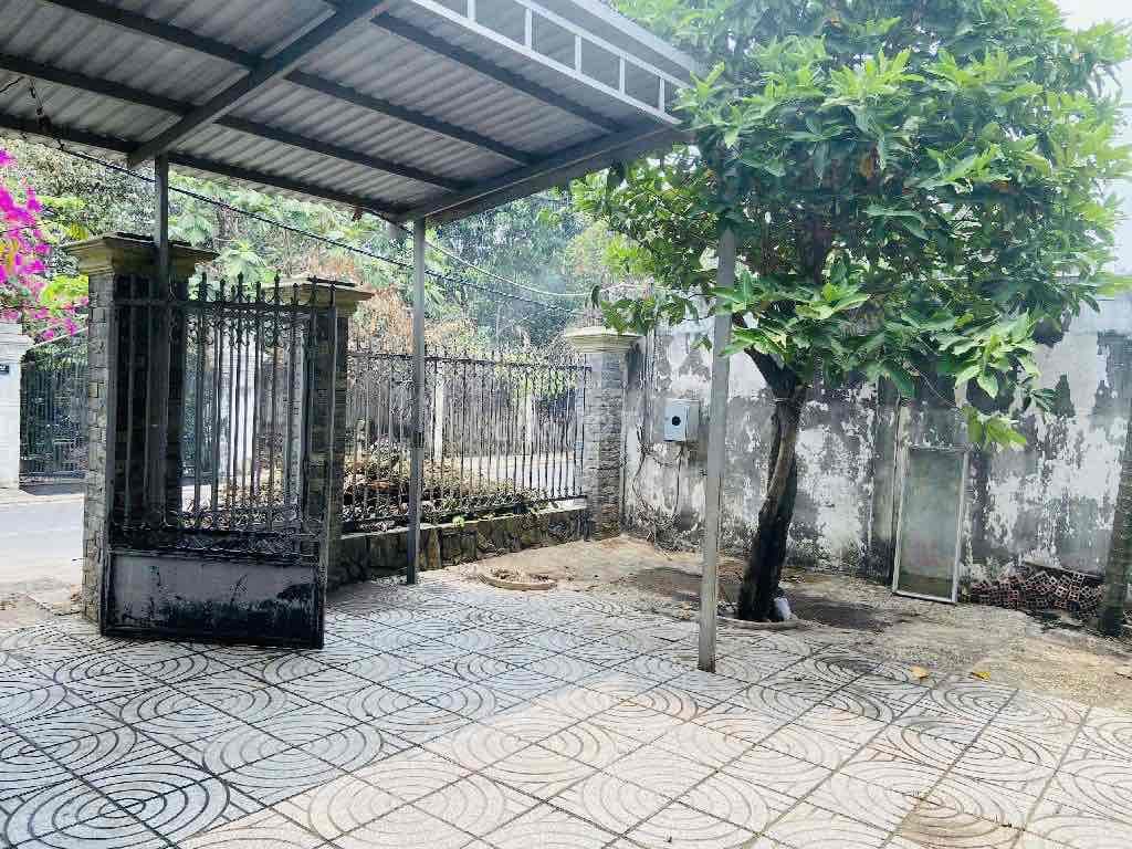 CHỈ 28tr/m2 BÁN BIỆT THỰ 352m2 XUÂN THỚI THƯỢNG , NGANG 15m , SHR - Ảnh 2