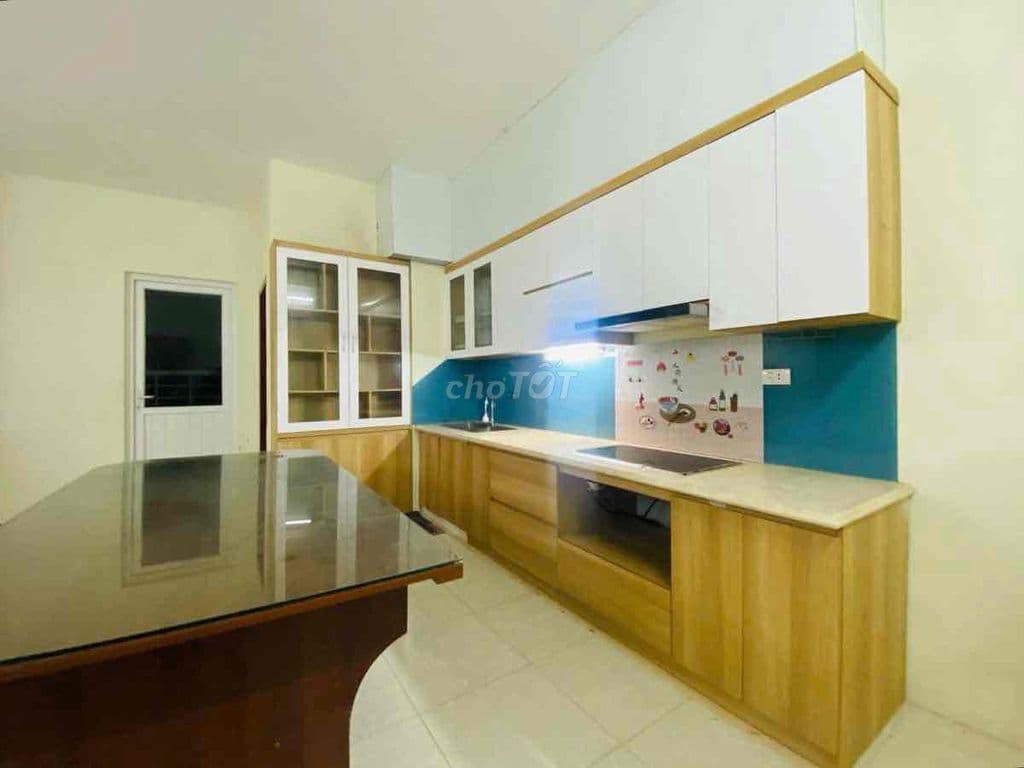 Tầm 5 tỷ có căn CC đẹp Trần Thủ Độ-Căn góc-Sang tên chủ mới-95m;3N;2VS - Ảnh 2