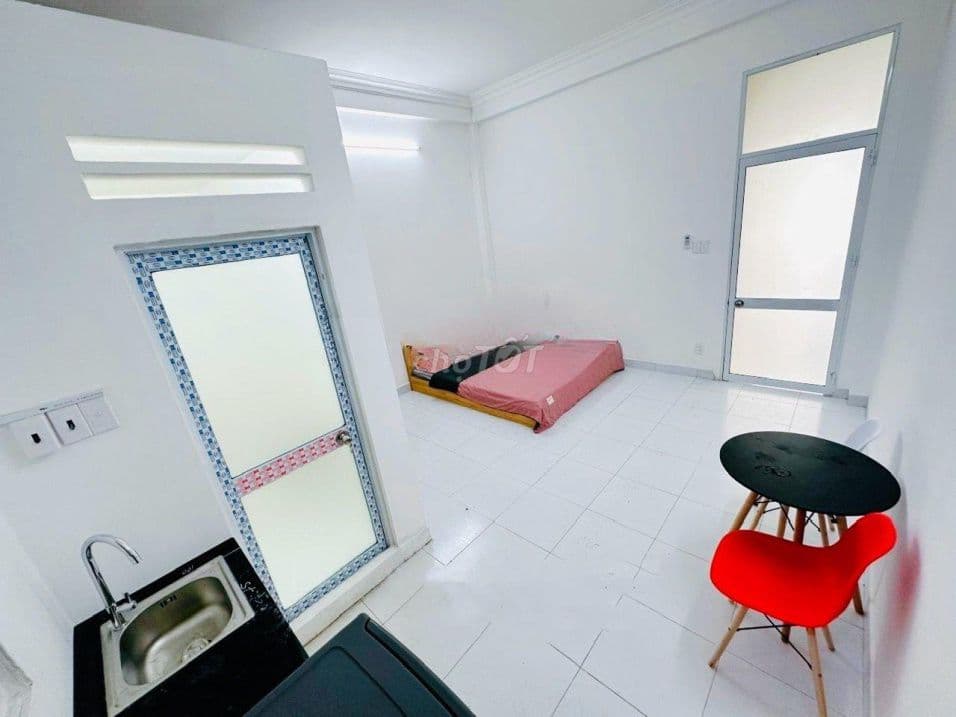 Nhà 5 tầng CHDV sát vách Bệnh viện Y Dược - Ảnh 3