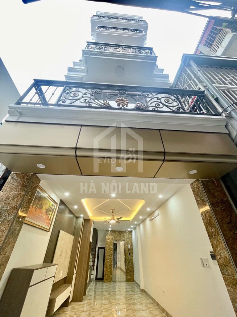 B.ÁN NHà 5 tầnG, Ngõ ôtô, Sát QL32, Ngã4 Trạm Trôi. Giá Chỉ 8.7TỶ