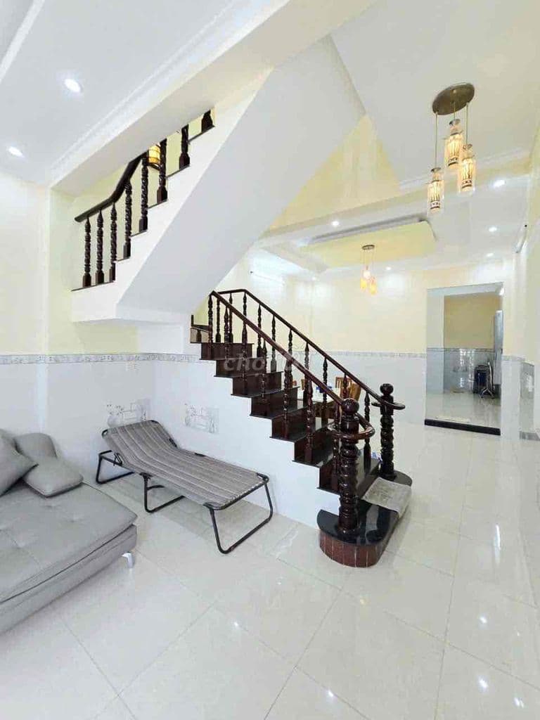 Bán Nhà 2 Tầng • Xe Hơi Ngủ Nhà • Ngay Nguyễn Duy Trinh - Ảnh 3