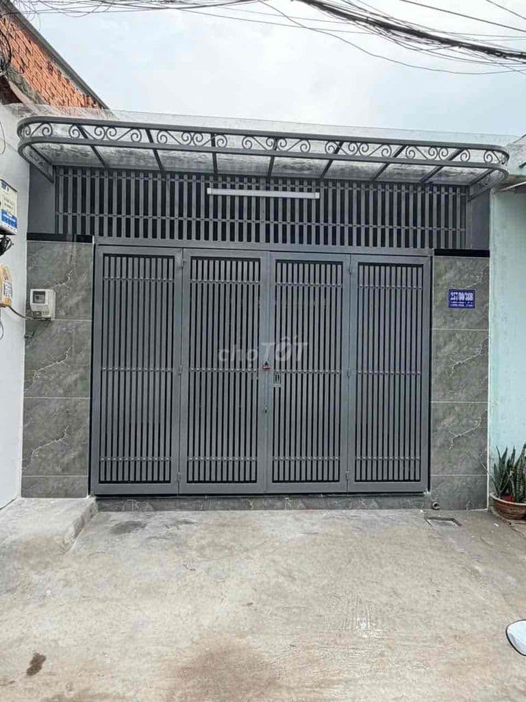 nhà SHR Đúc Lững 5 x 17 hẻm xe hơi , gần chợ Đông Thạnh