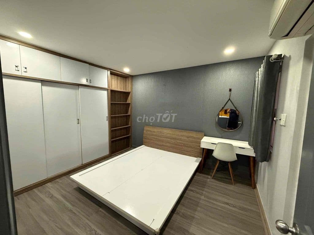 Bán căn chung cư bàu cát 2 quận tân bình ( thang máy)