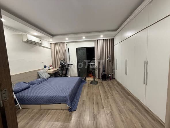 bán nhà 5 tầng Long Biên tặng full nội thất