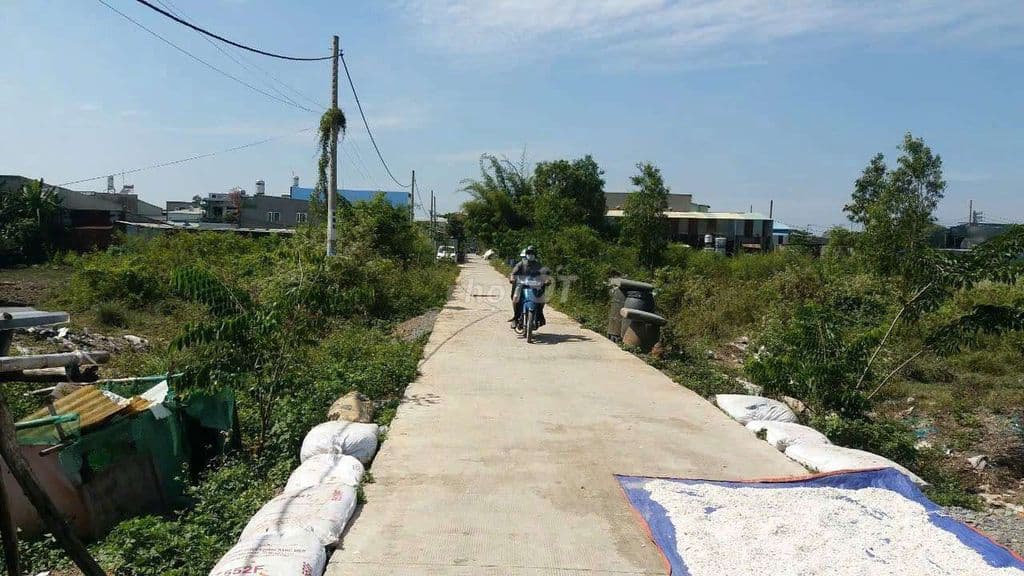 cần bán đất gần cầu bà lát, vĩnh lộc b, bình chánh
