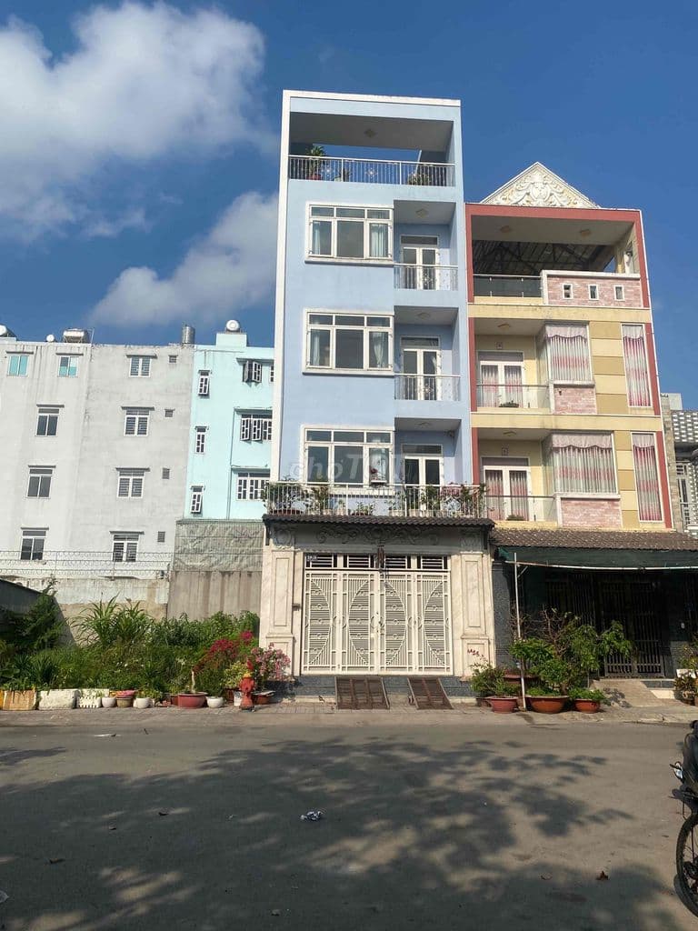 Cần tiền bán đất khu dân cư chợ đầu mối bình điền Q8