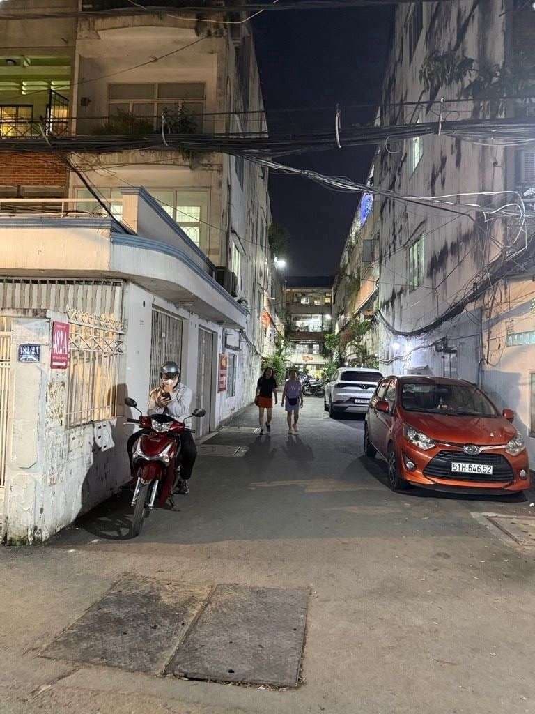 CHUNG CƯ VIP,Nơ Trang Long,P.13Lầu1,DT:80m2(4 x 20)2PN,tặng nội thất