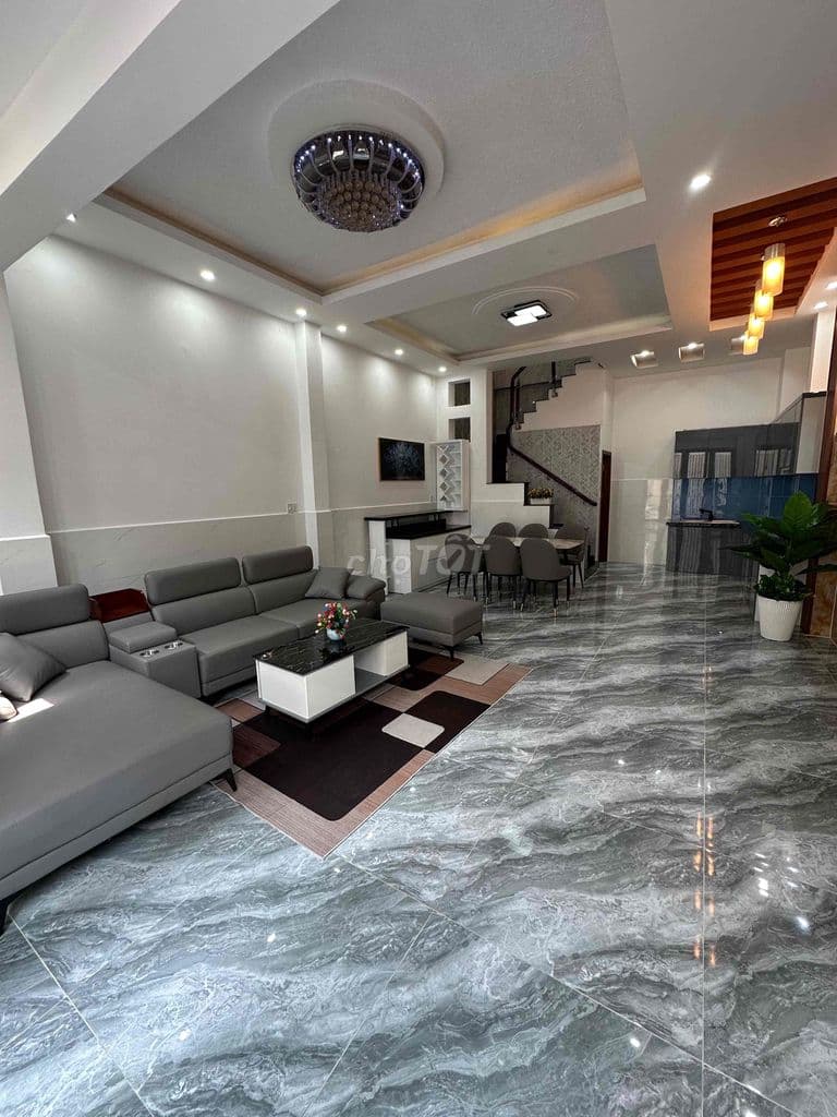 TRỆT 2 LẦU 4PN 51,4M2 ĐẤT TRUNG TÂM GV GIẢM 800TR CÒN 5,7 TỶ