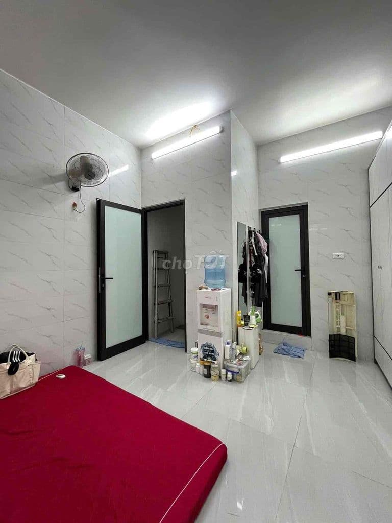 Dưới 6 tỷ có nhà gần Đào Tấn-Oto 10m- Sổ đỏ 24m*5T;MT3,4m;3N;4VS - Ảnh 2