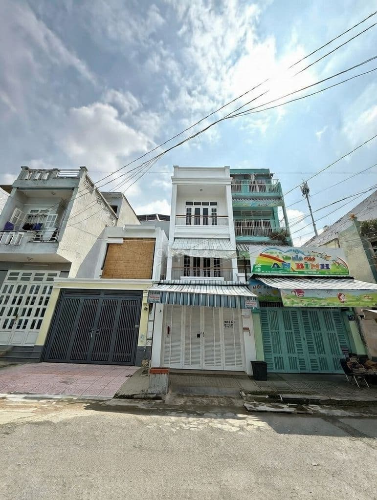 BÁN NHÀ MT Lê Thận, GẦN CHỢ CÂY KEO, TÂN PHÚ 4x19, 3 lầu, 9,2 tỷ