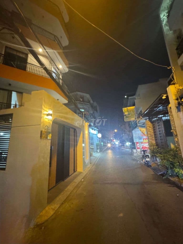 NHÀ MẶT TIỀN 2 LẦU Q. TÂN BÌNH, DT 8x6m GA METRO 150M, CHỈ 5.15 TỶ - Ảnh 2