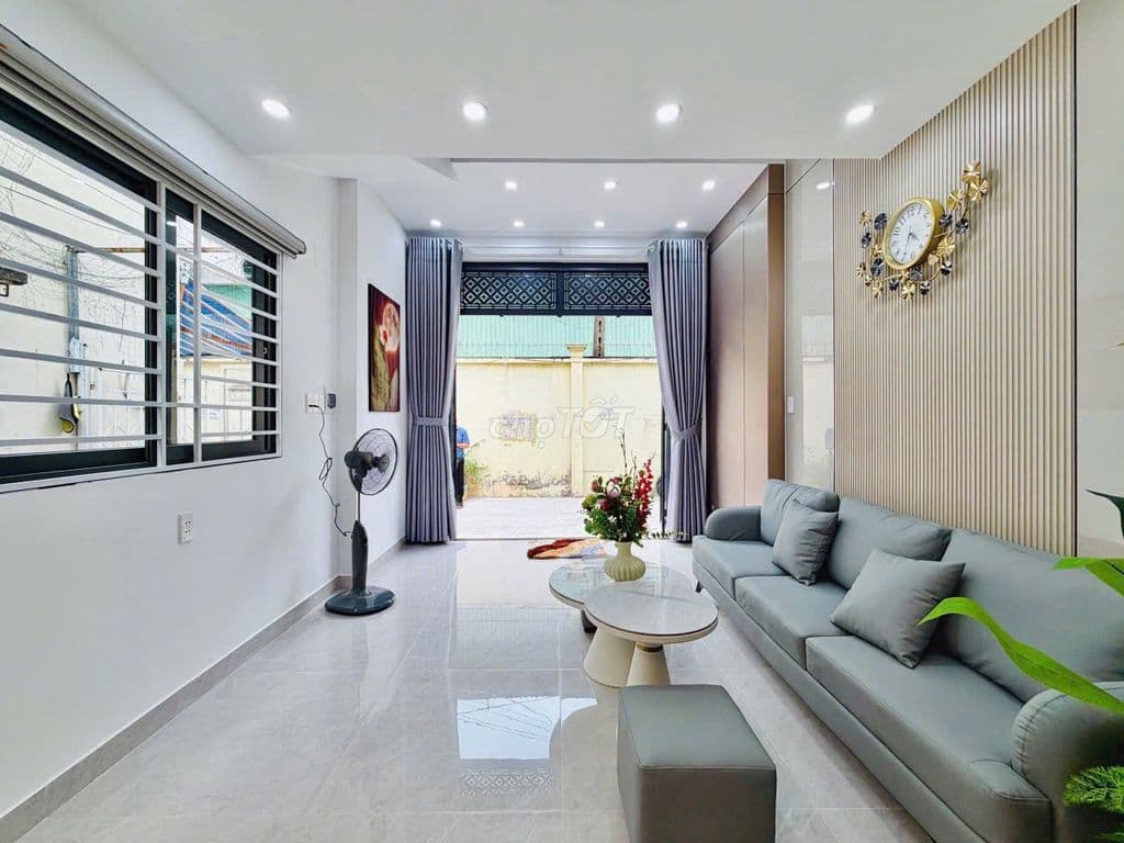 NHÀ 2 LẦU GÓC 2 MẶT TIỀN SIÊU THOÁNG,ĐƯỜNG OTO TỚI CỬA-P15.QTB - Ảnh 2